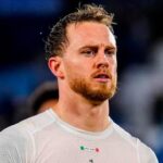 Bayer Leverkusen Closing in on Mark Flekken Deal as Erik ten Hag’s New Goalkeeper
