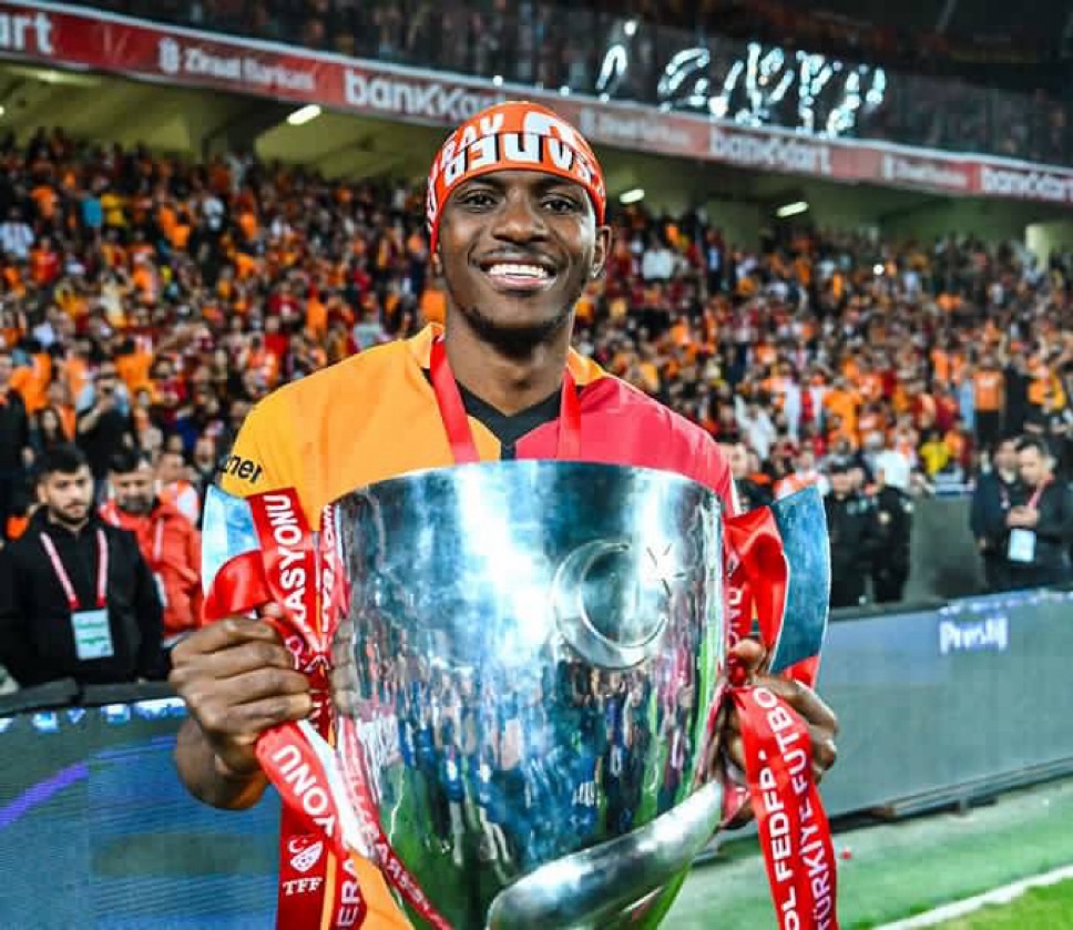 Victor Osimhen Agrees Personal Terms with Galatasaray, Napoli Talks Ongoing