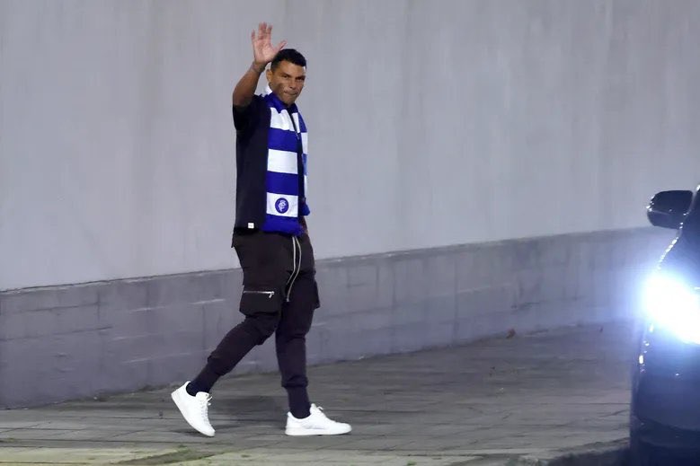 The “Monstro” Returns: Thiago Silva Touches Down in Oporto