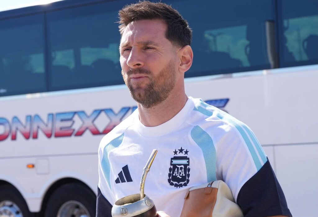 Lionel Messi Declared Fit: Captain to Start for Argentina in World Cup Opener Against Algeria